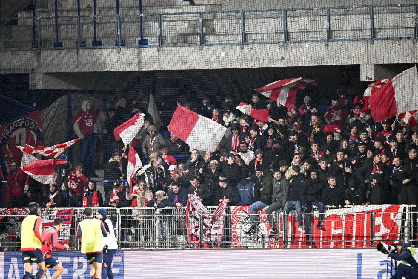 Un chant en l’honneur de Jean-Marie Le Pen entonné dans le parcage lillois à Auxerre