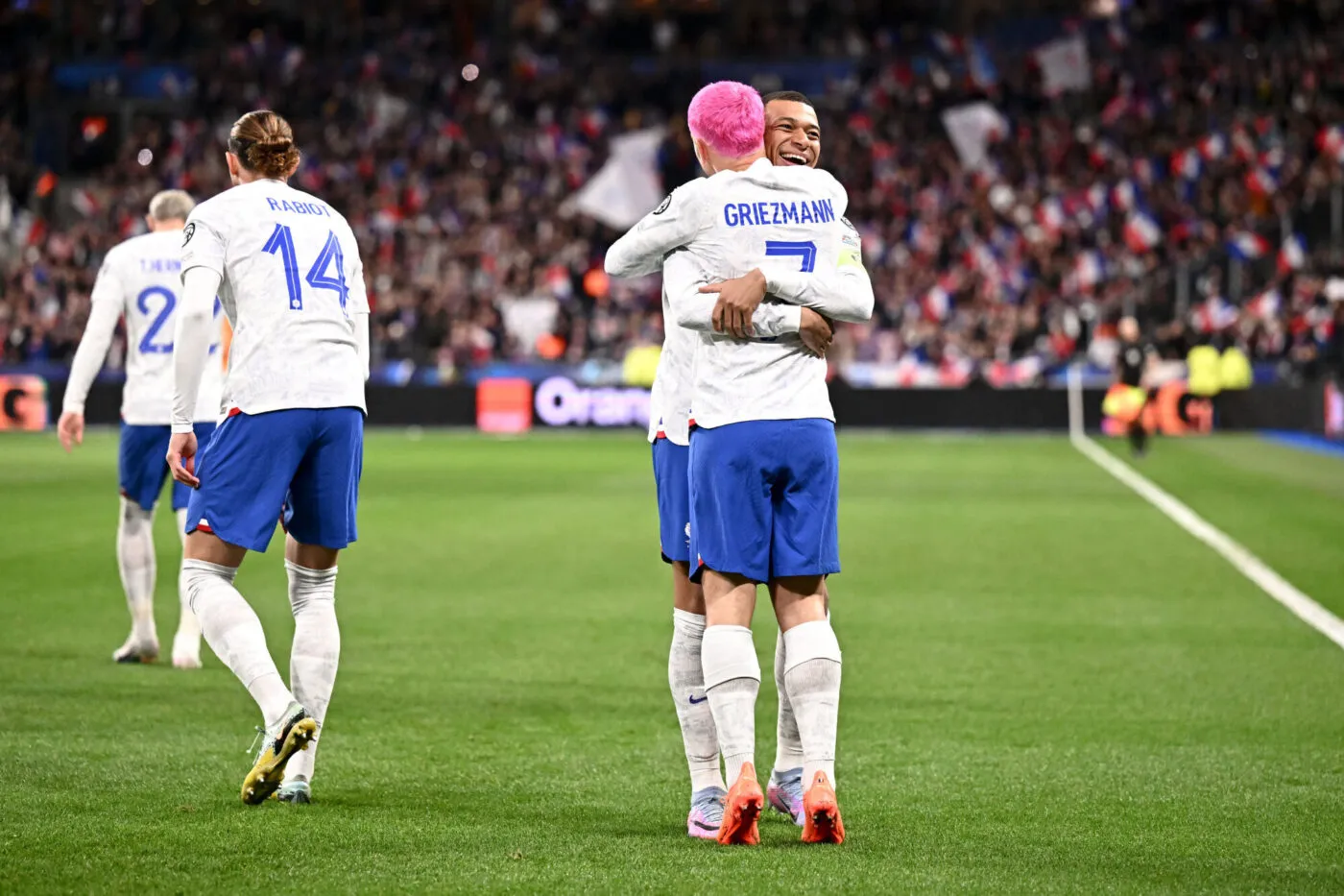 Les Bleus matraquent les Pays-Bas