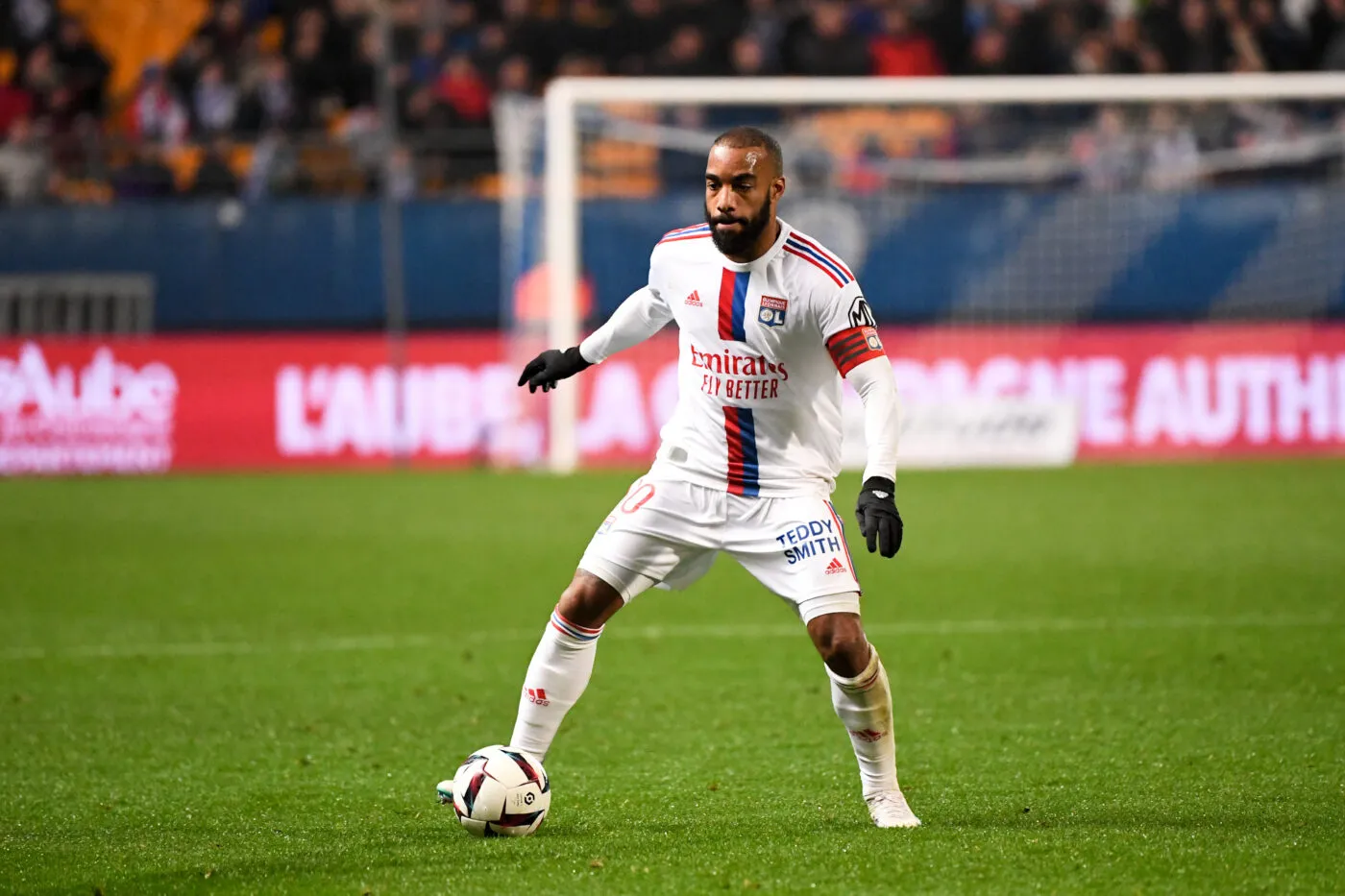 Lyon perde para Reims e aprofunda crise; Brest deixa a liderança - Gazeta  Esportiva - Muito além dos 90 minutos