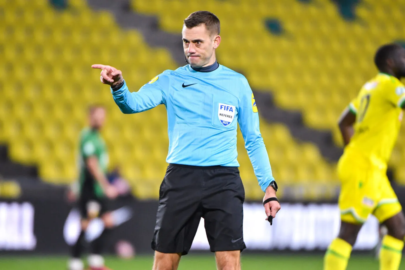 Clément Turpin arbitrera Bayern Munich &#8211; Manchester City