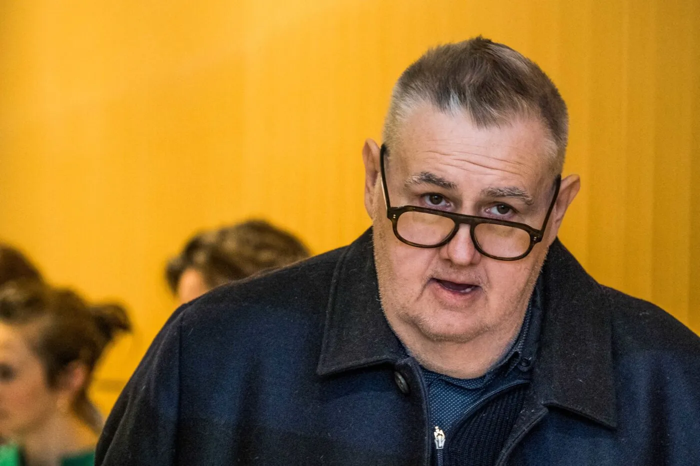 Pierre Ménès condamné à deux mois de prison avec sursis