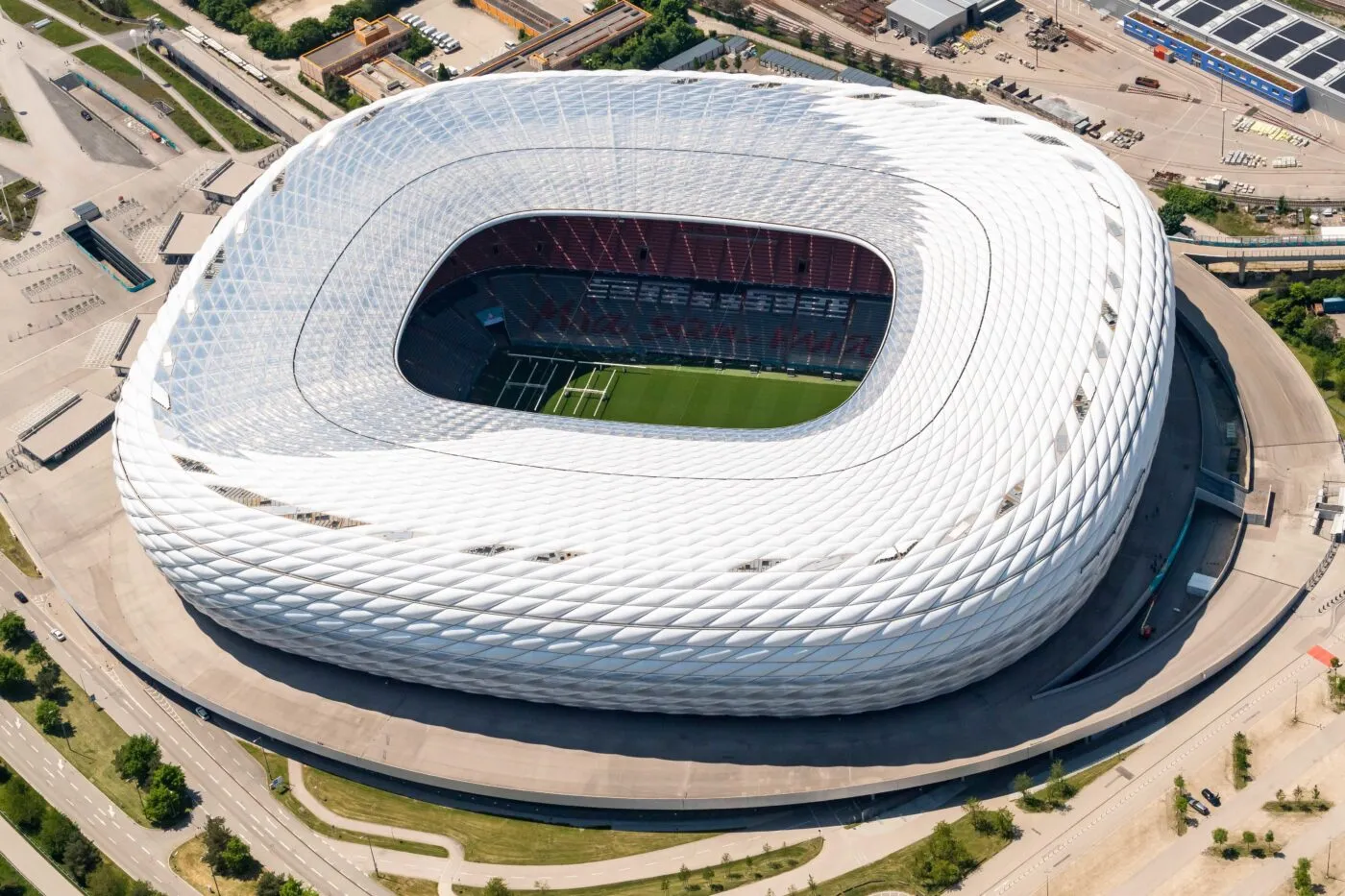 Le siège et le stade du Bayern perquisitionnés dans une affaire de blanchiment d’argent