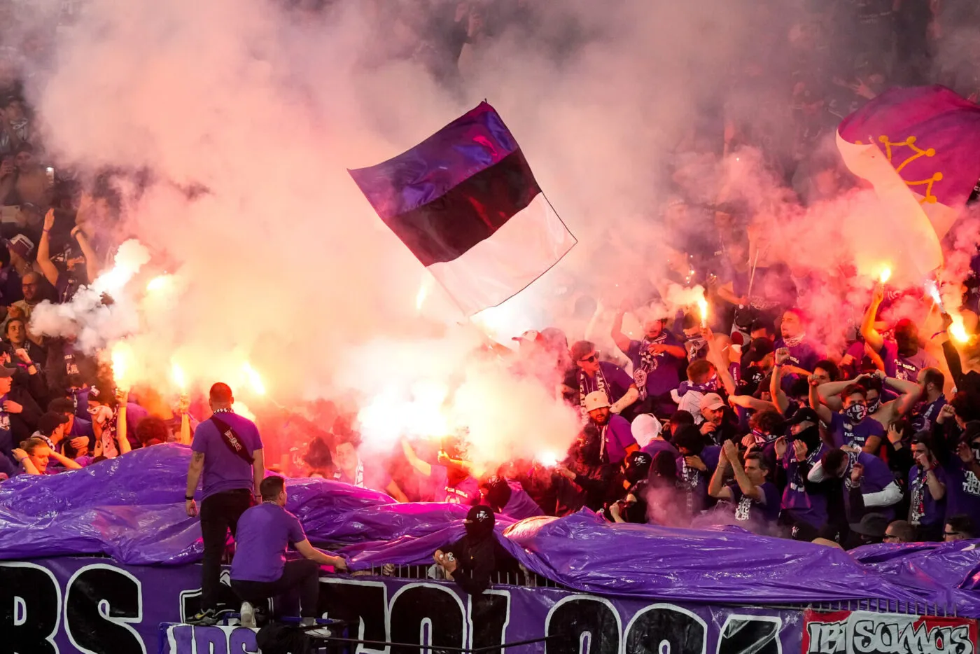 Fans of Toulouse during the Final French Cup 2023 match between Nantes and Toulouse at Stade de France on April 29, 2023 in Paris, France. (Photo by Hugo Pfeiffer/Icon Sport)