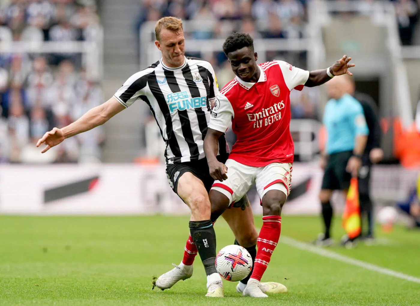 Arsenal et Ramsdale calment Newcastle