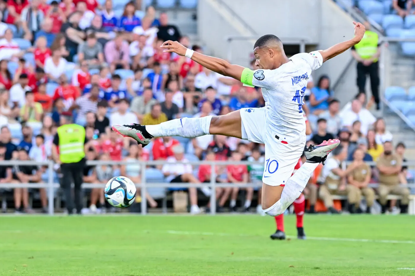 Les Bleus au petit trot contre Gibraltar