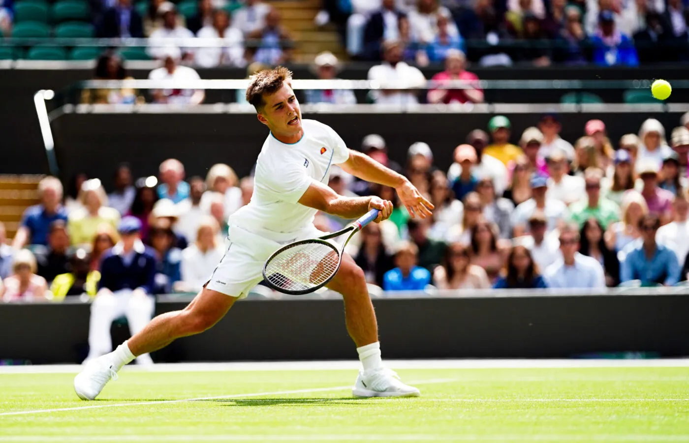 Le fils de Loïc Féry sorti au premier tour de Wimbledon par Medvedev 