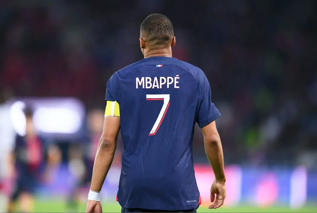 Mbappé menace-t-il l'économie du PSG ? - France - PSG - 11 Août 2023 - SO  FOOT.com