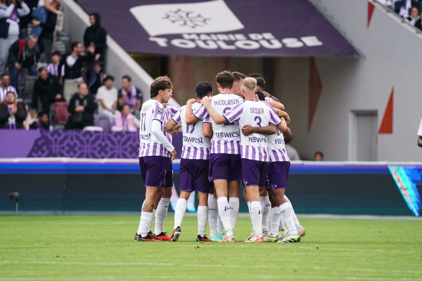 Thijs DALLINGA of Toulouse during the Ligue 1 Uber Eats match between Toulouse Football Club and Stade de Reims at Stadium de Toulouse on October 22, 2023 in Toulouse, France. (Photo by Pierre Costabadie/Icon Sport)