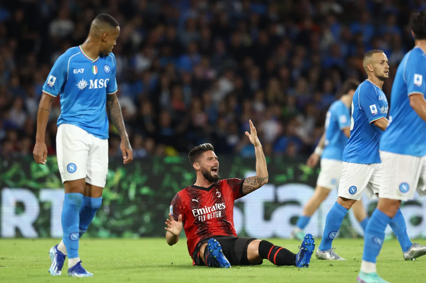 Le Napoli et le Milan dos à dos 