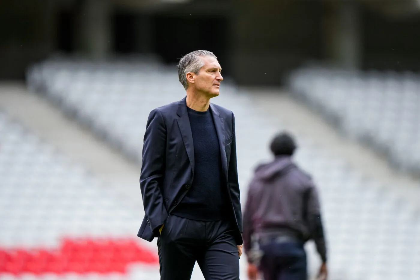 Olivier Létang fustige l&rsquo;état de la pelouse du stade Pierre-Mauroy