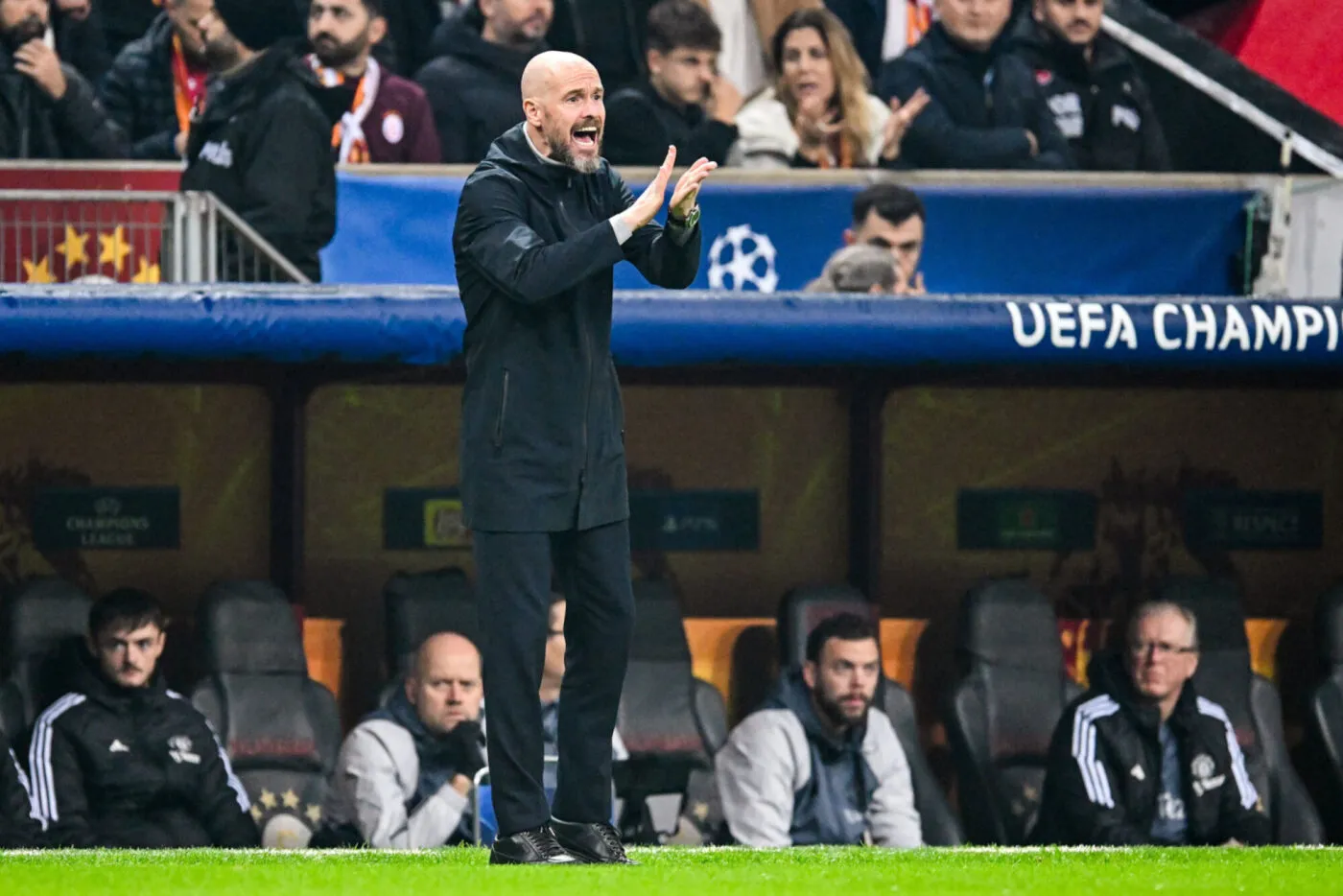 Erik ten Hag pointe du doigt les blessures