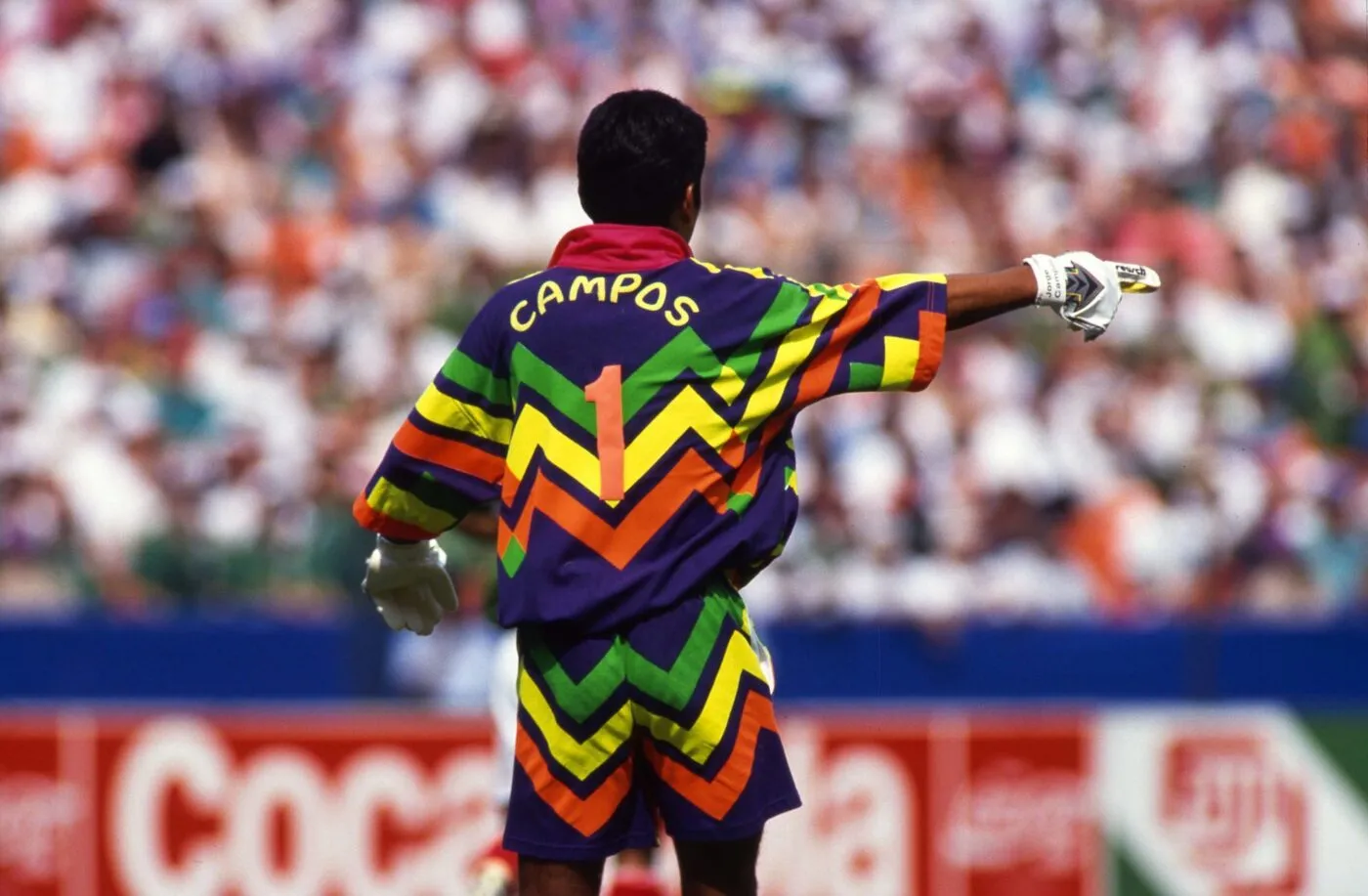 Les notes des maillots de Jorge Campos&#8230; par Jorge Campos