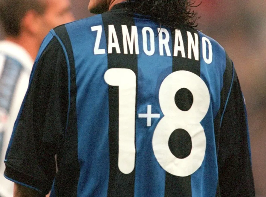 La véritable histoire du maillot « 1+8 » de Zamorano