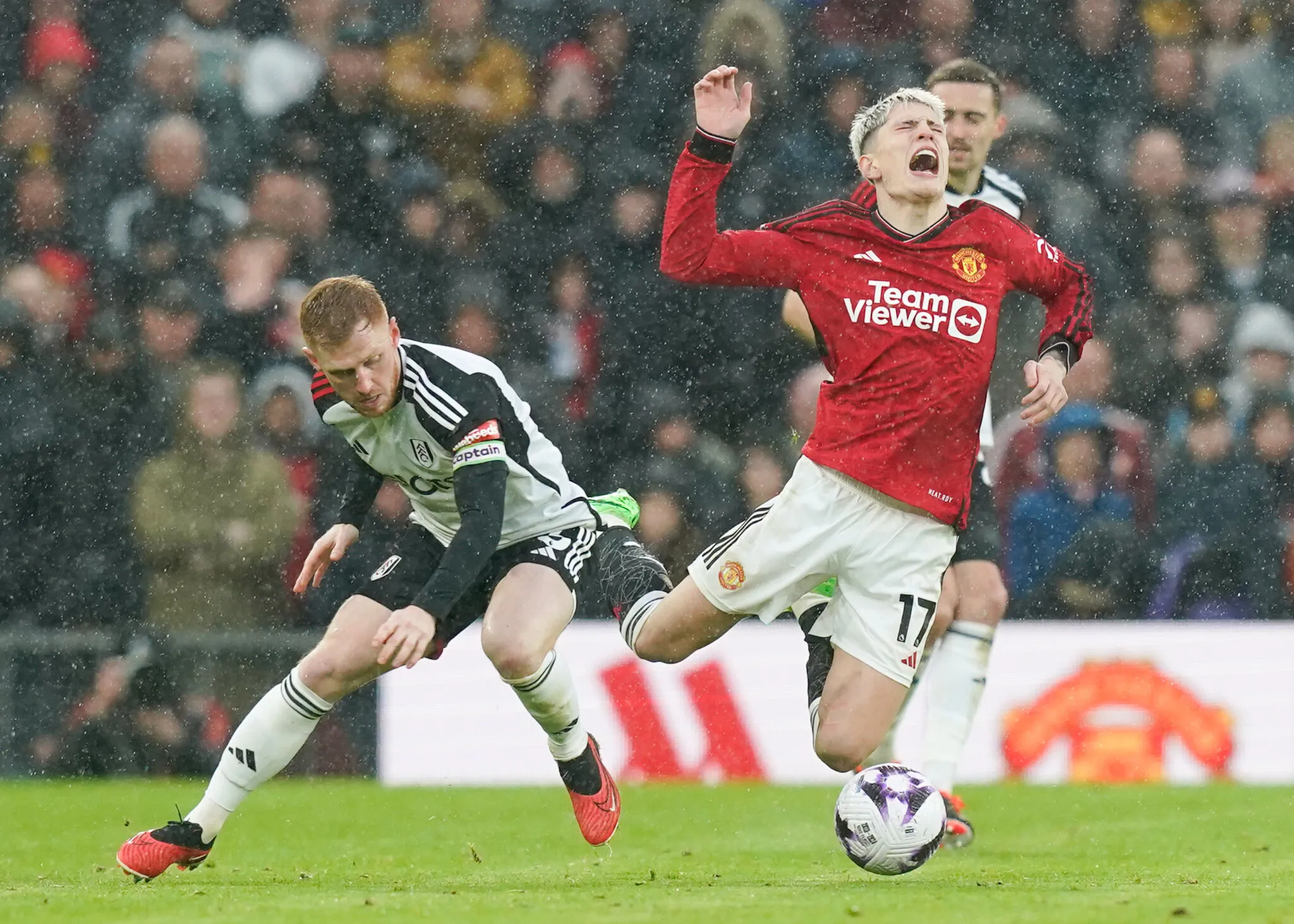 Manchester United Rechute Contre Fulham Aston Villa Reprend Du Poil De La Bête Premier League 5257