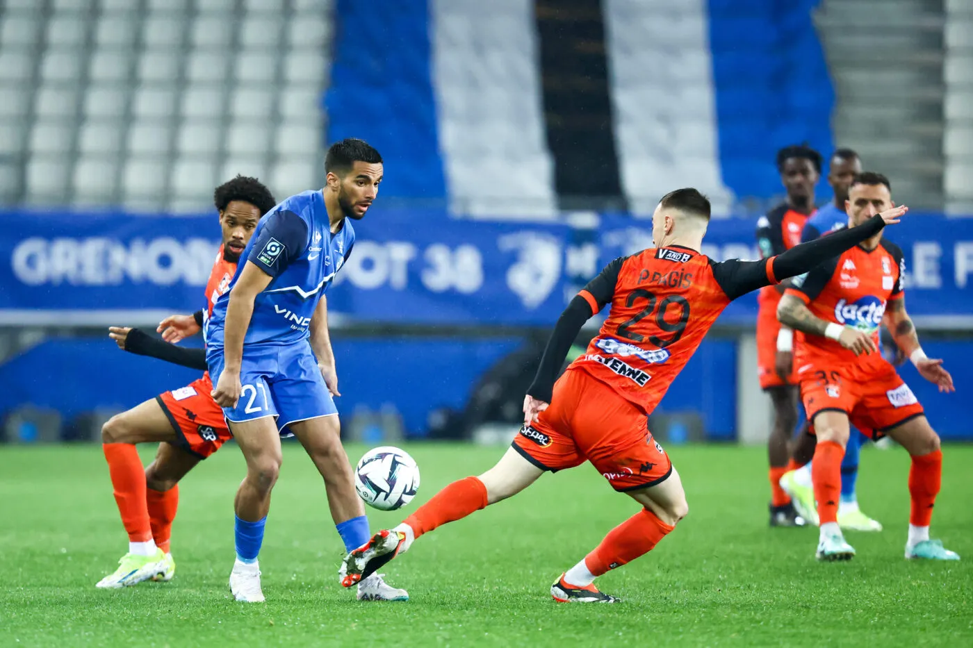 Pronostic Grenoble Caen : Analyse, cotes et prono du match de Ligue 2