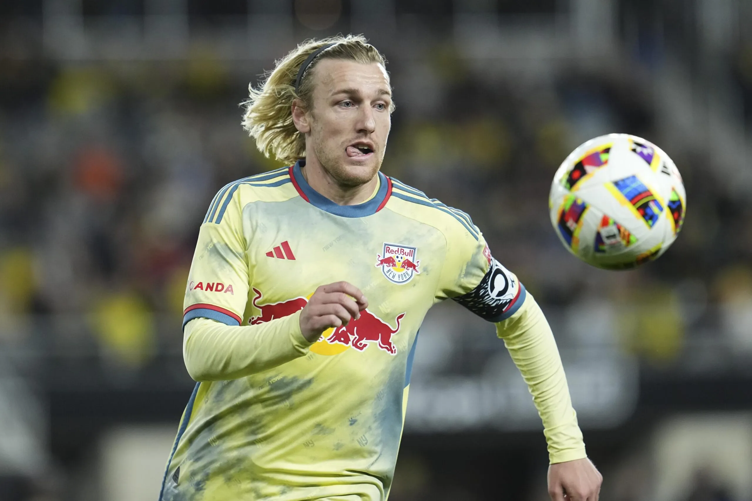 Emil Forsberg A-t-il Abandonné Sa Famille ? - États-Unis - New York Red ...