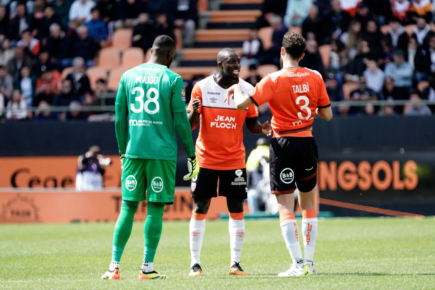 Pronostic Pau Lorient : Analyse, cotes et prono du match de Ligue 2