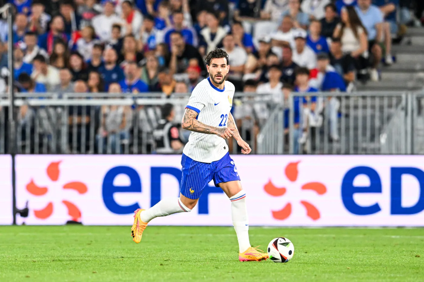 Theo Hernandez a écourté son entraînement avec les Bleus, tout comme Tchouaméni