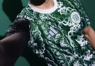 C'est quoi ces gros motifs sur ce maillot du Celtic ?