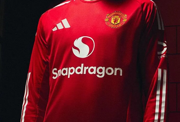 Manchester United dévoile son nouveau maillot