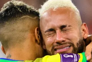 Neymar pleure en plein concert à cause de l’élimination du Brésil