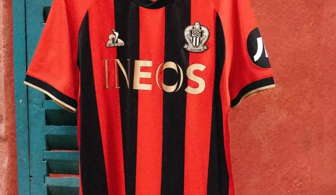 L&rsquo;OGC Nice dévoile un très beau maillot pour la saison prochaine