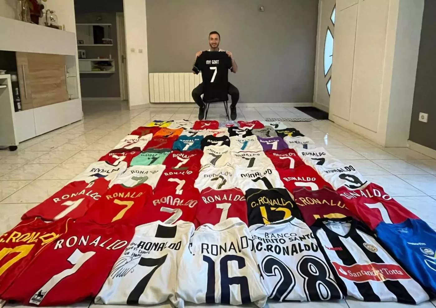« J&rsquo;ai plus de 50 maillots de Cristiano Ronaldo »