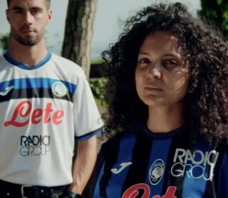 C'est quoi cette horreur sur le maillot de l'Atalanta Bergame ?