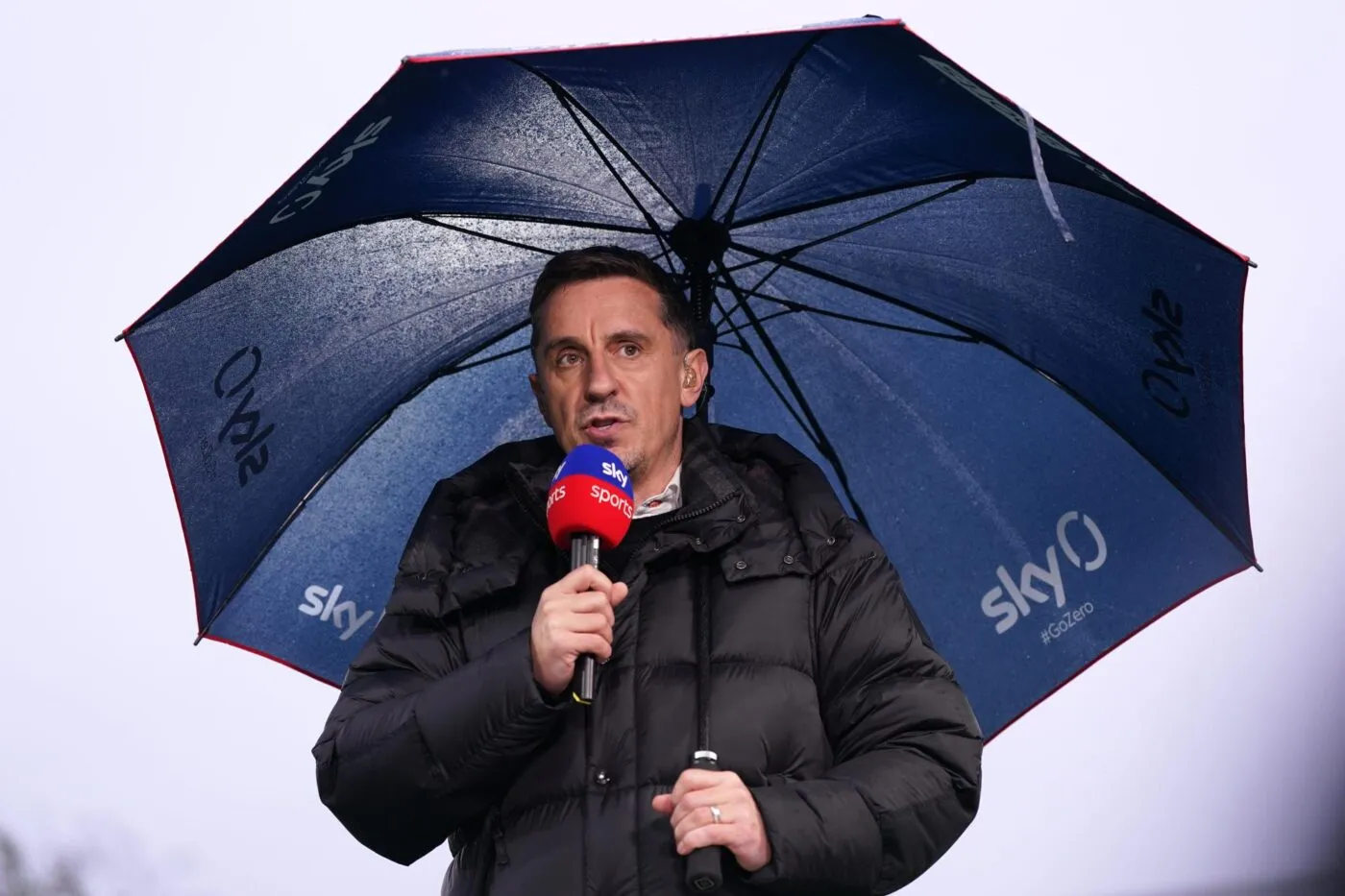 Gary Neville se retrouve aux platines lors d&rsquo;un festival en Angleterre