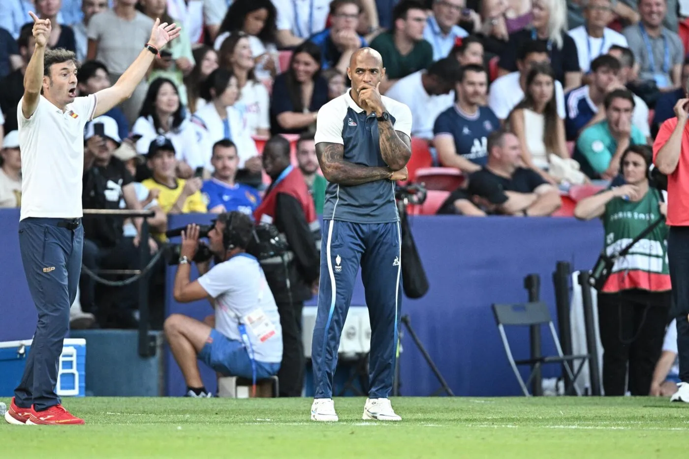 Thierry Henry rend hommage à son groupe JO 2024 (H) Finale France