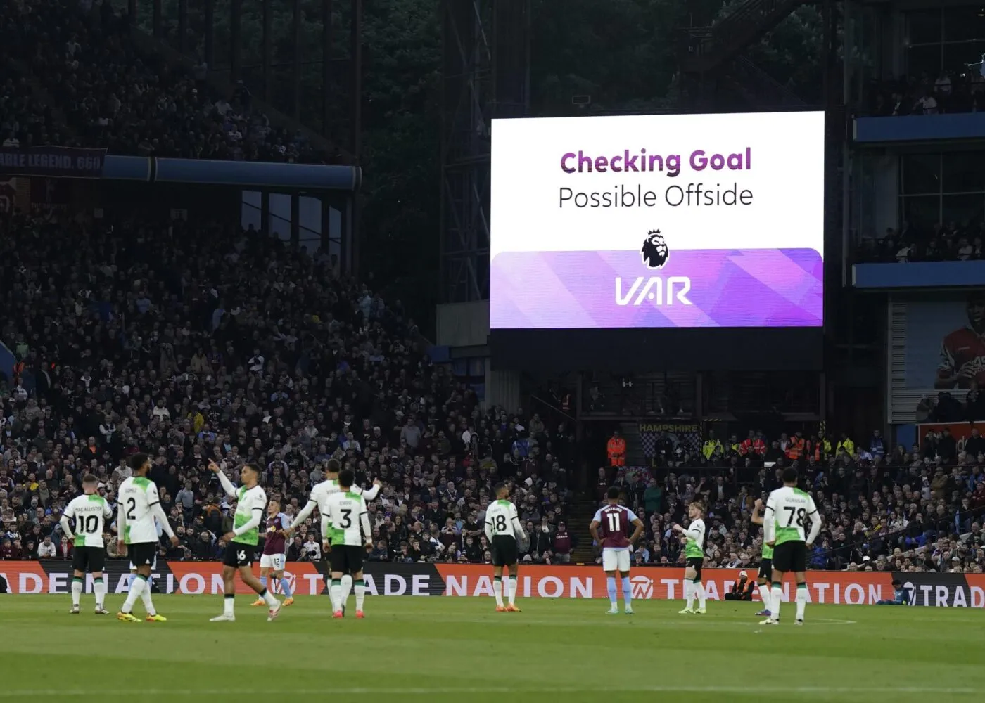 La Premier League va utiliser l&rsquo;intelligence artificielle pour rendre la VAR plus efficace