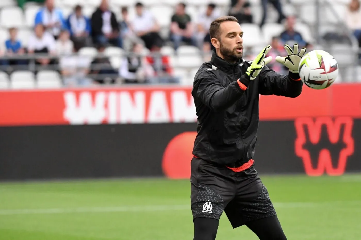 Le coach de Gérone donne son point de vue sur l’imbroglio Pau Lopez à Lens