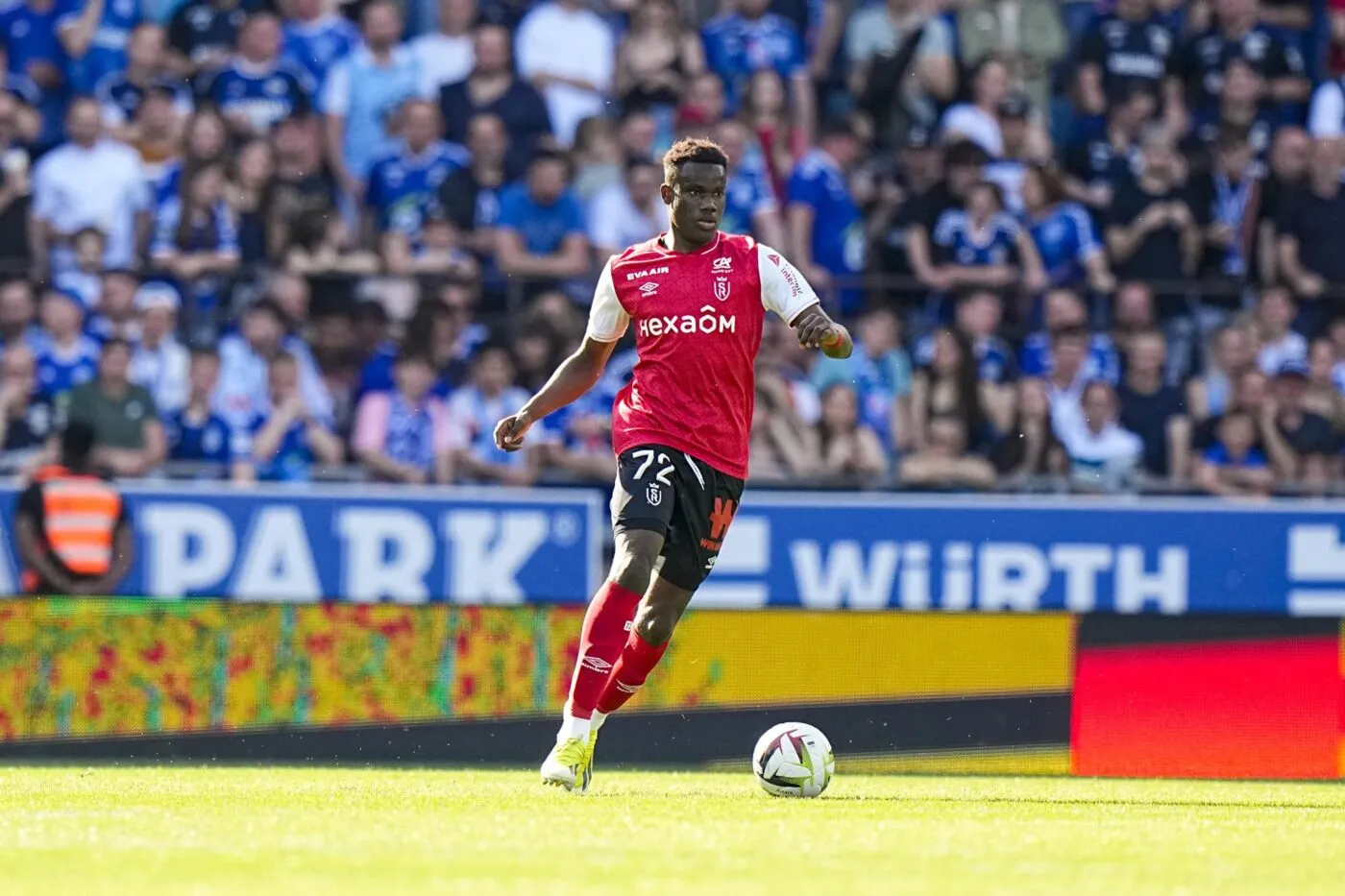 Amadou Koné connaît la durée de sa suspension après la blessure d’Angel Gomes