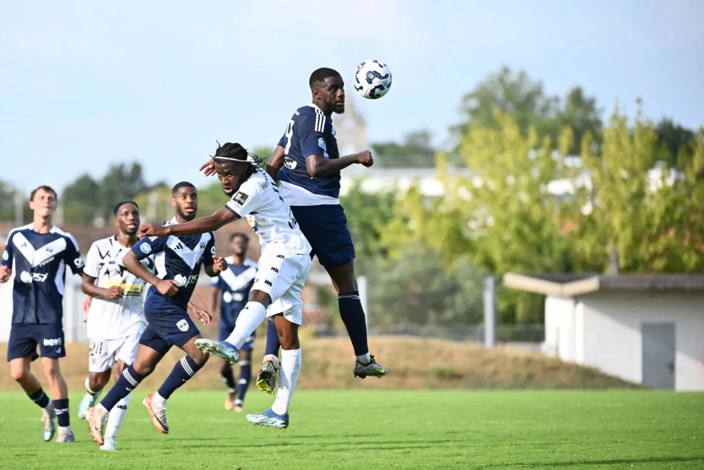 Bordeaux lance sa saison de N2 avec un nul arraché grâce à... son gardien