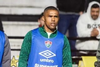 Douglas Costa débarque sur Onlyfans