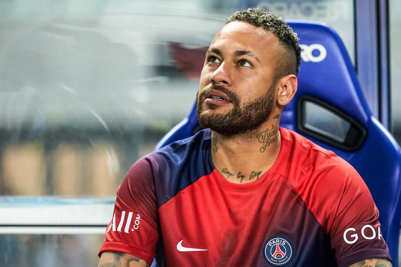 Des SMS prouvent l’implication de Gérald Darmanin dans le transfert de Neymar au PSG