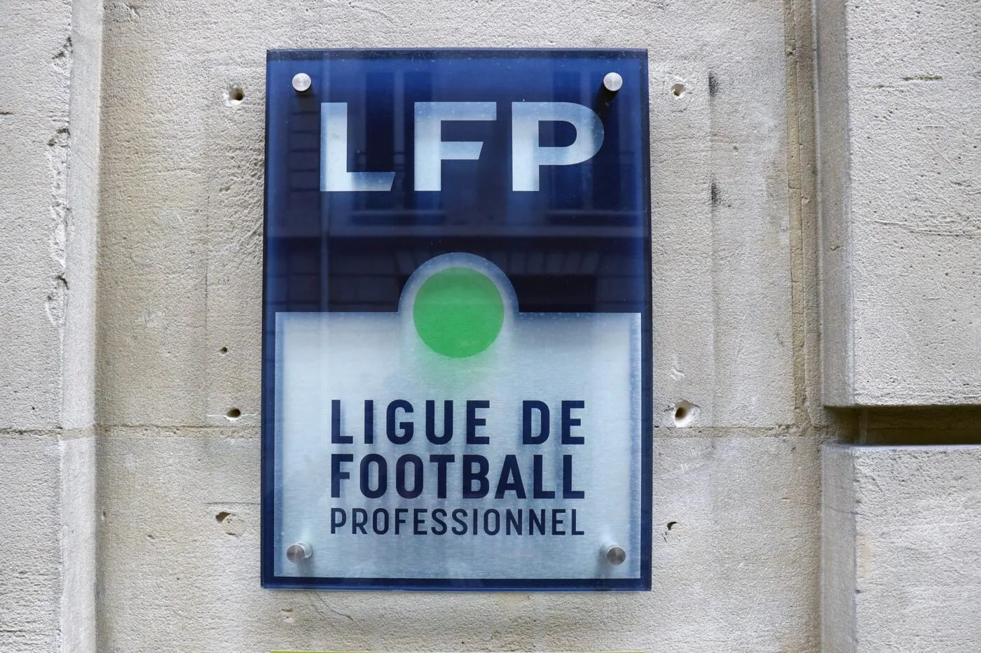 Le Sénat en visite surprise à la LFP pour un contrôle