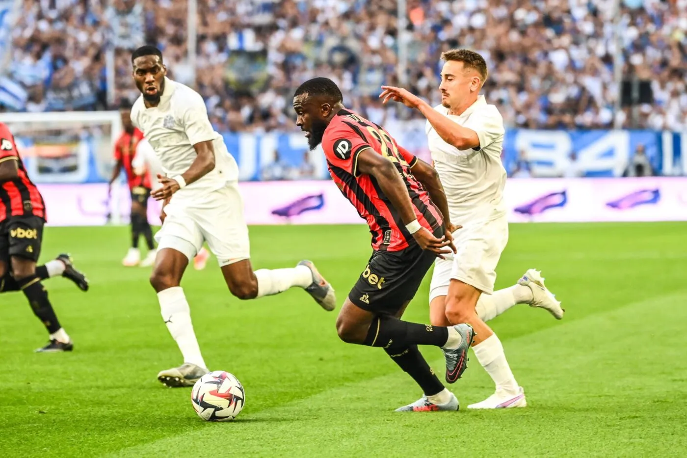 Pronostic Nice Saint-Étienne : Analyse, cotes et prono du match de Ligue 1