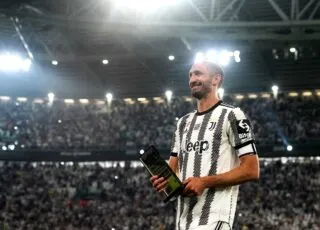 Giorgio Chiellini revient à la Juventus !