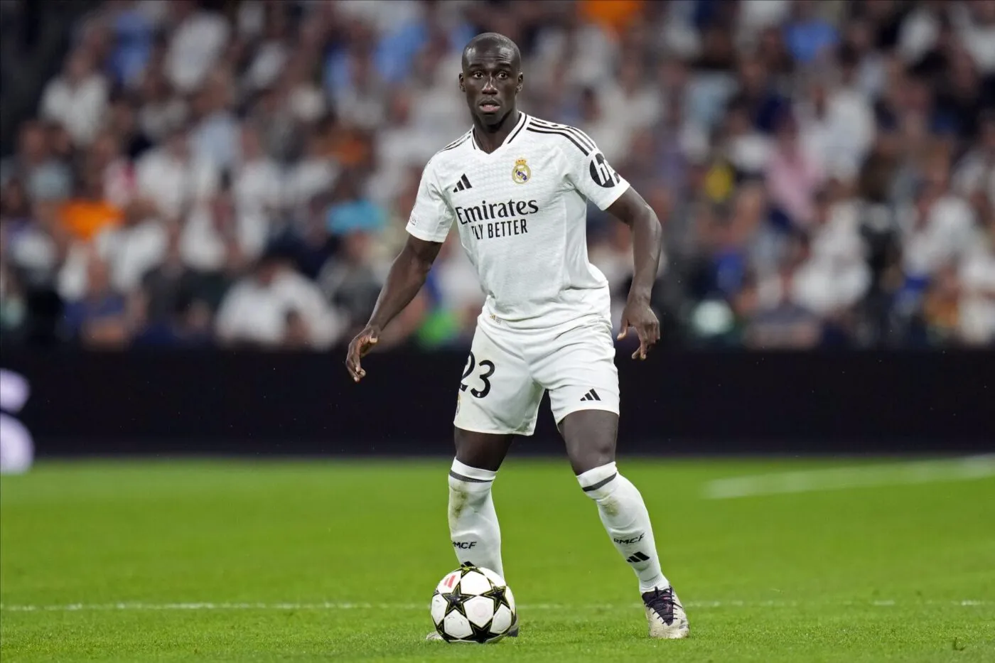 Ferland Mendy prolonge jusqu&rsquo;en 2027 au Real Madrid