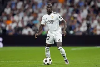 Ferland Mendy prolonge jusqu’en 2027 au Real Madrid