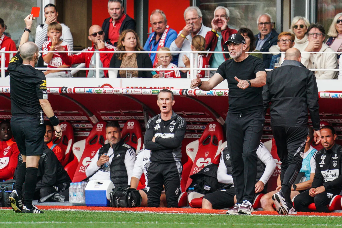 Trois matchs de suspension pour Éric Roy, le carton rouge de Leonardo Balerdi maintenu