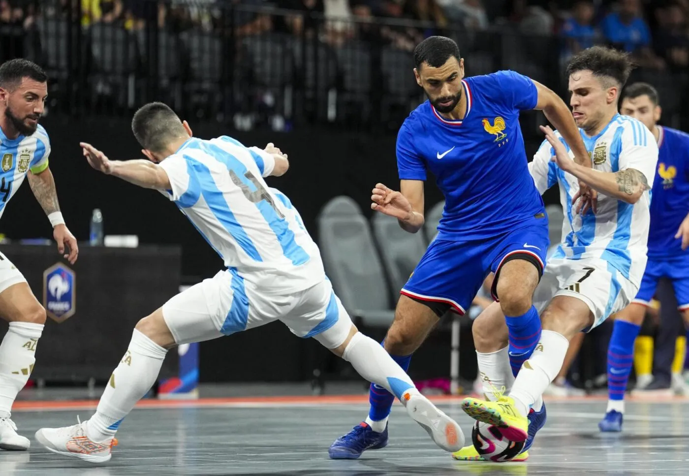 « Cette équipe de France rend hommage au foot de quartier »