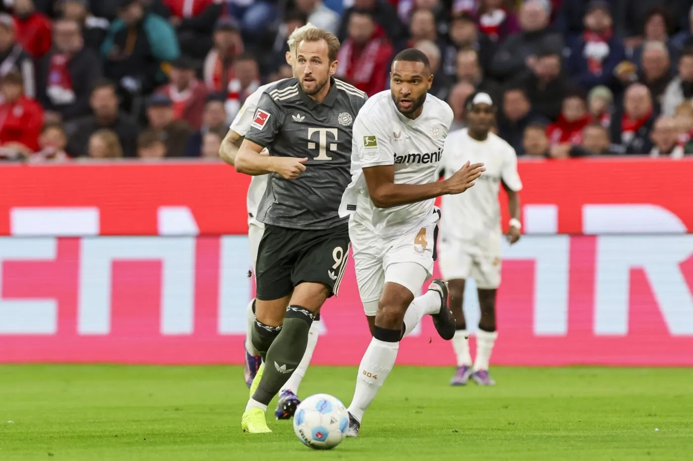 Leverkusen frustre le Bayern