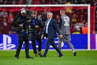 Bruno Genesio à la table de Jürgen Klopp et Diego Simeone