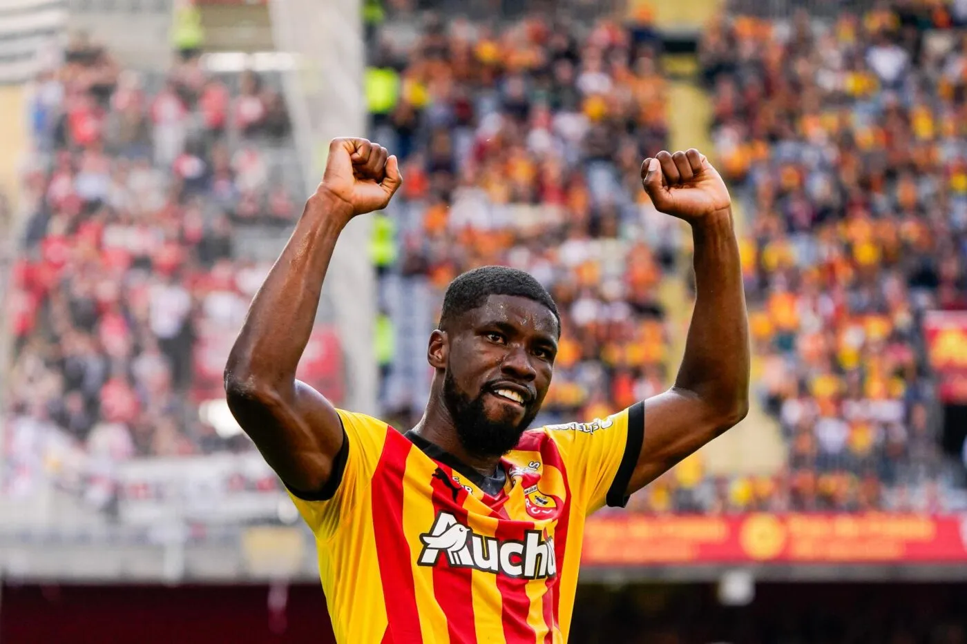 Kevin Danso va retrouver les terrains - France - RC Lens - 17 Oct. 2024 ...