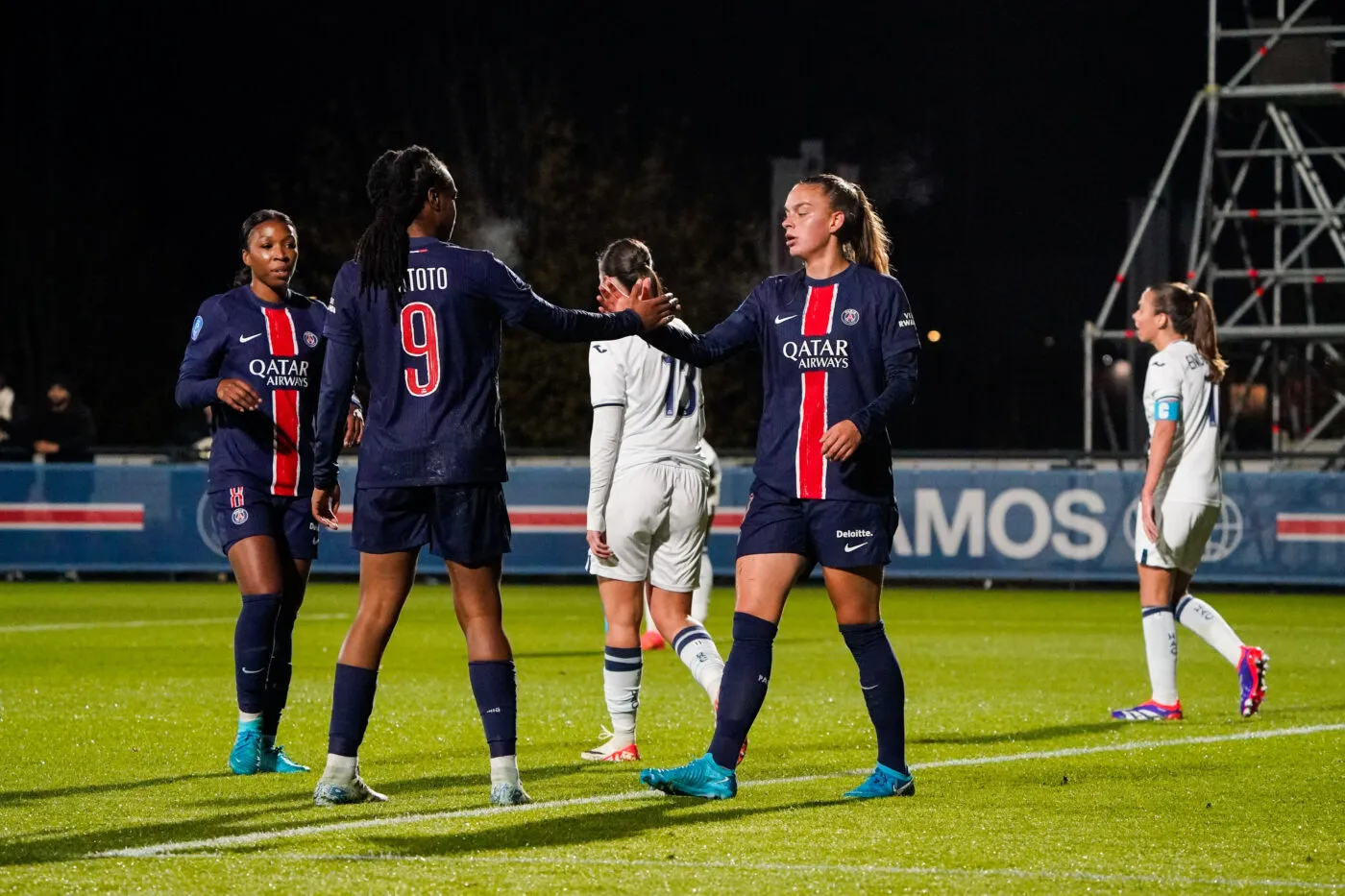 Le PSG (F) domine Le Havre et devient leader provisoire de Première Ligue