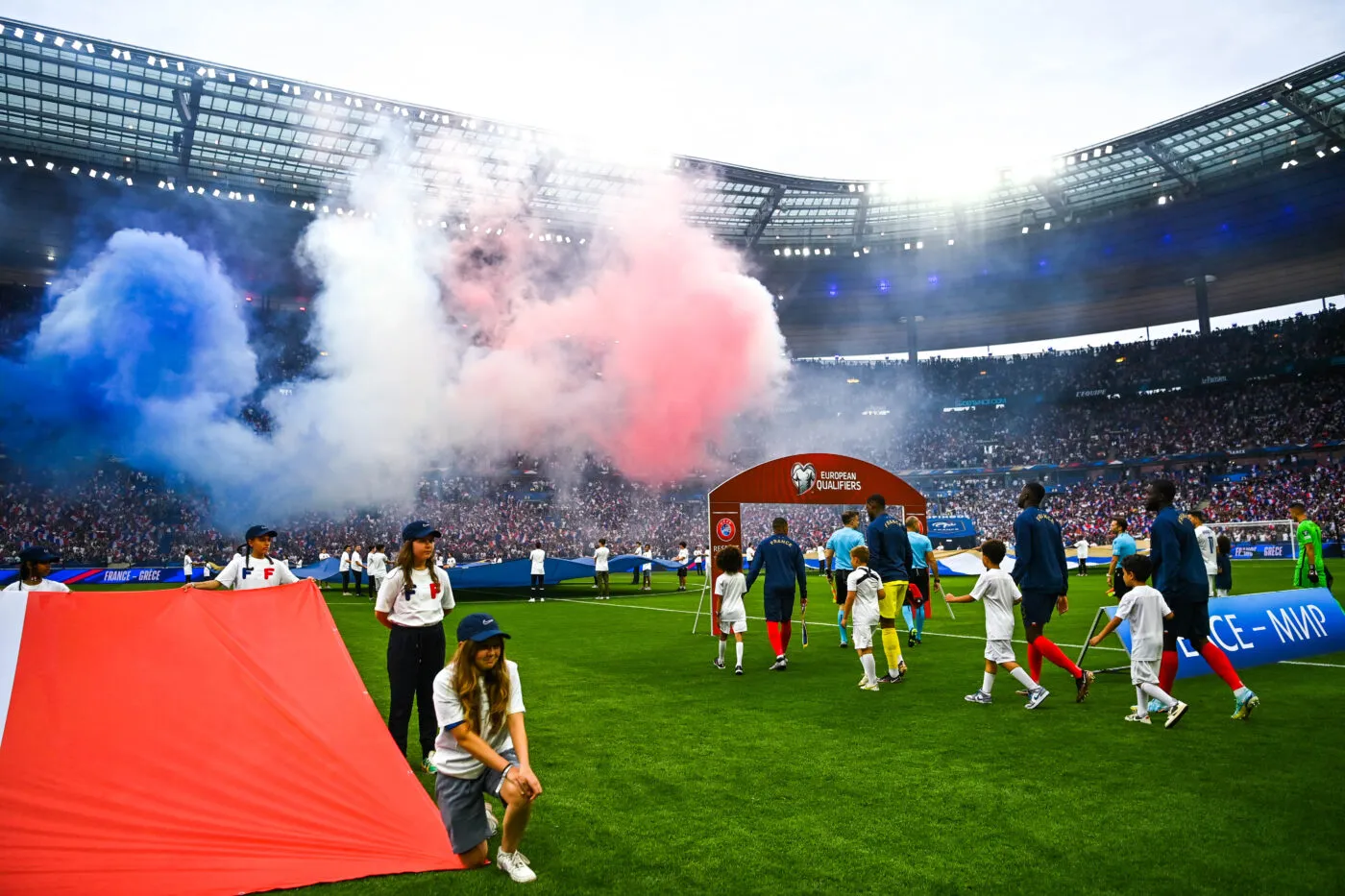 Le match France - Israël devrait se jouer au Stade de France