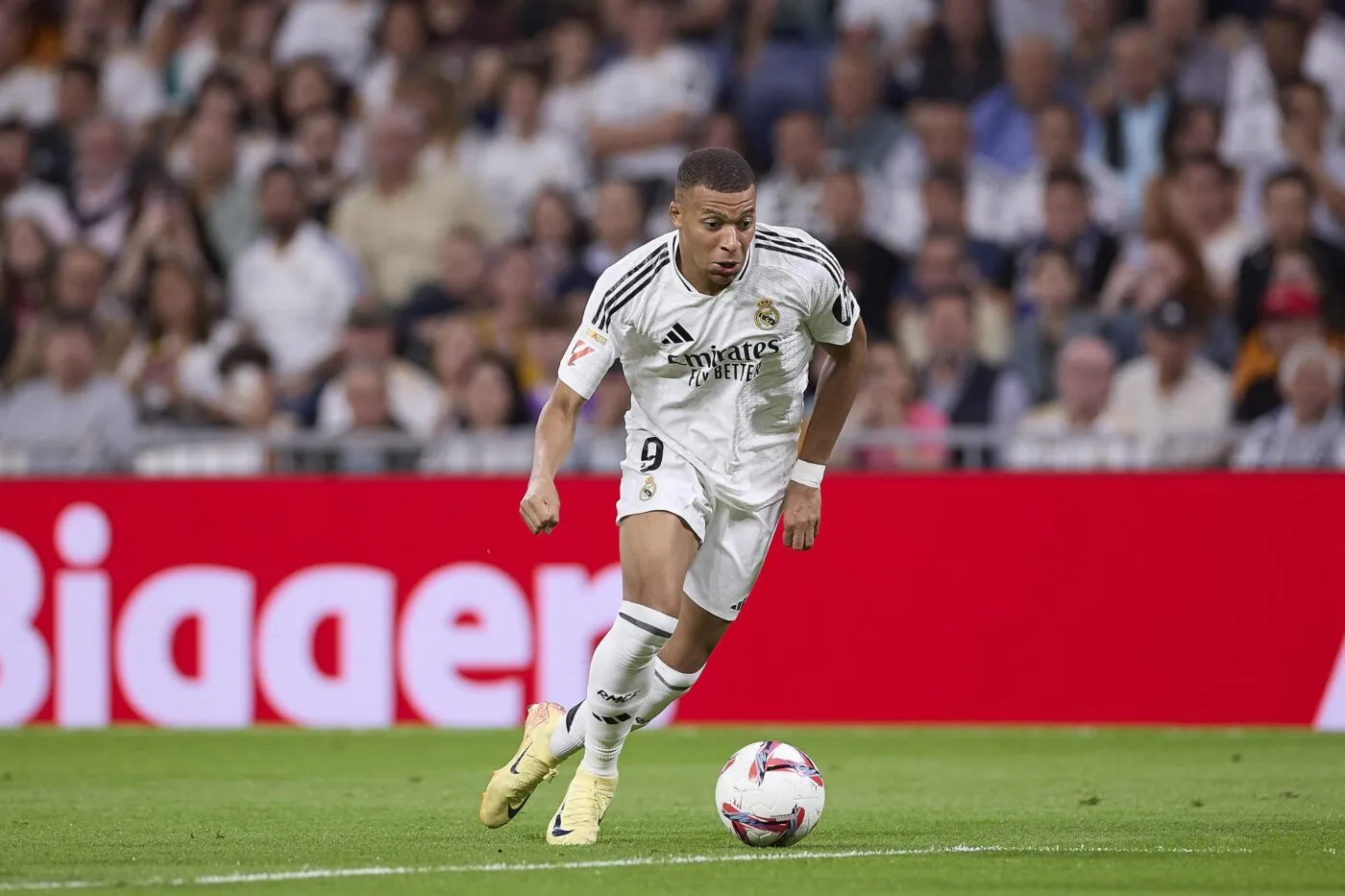 Le Real Madrid a-t-il fait disparaître Kylian Mbappé d&rsquo;une campagne publicitaire ?