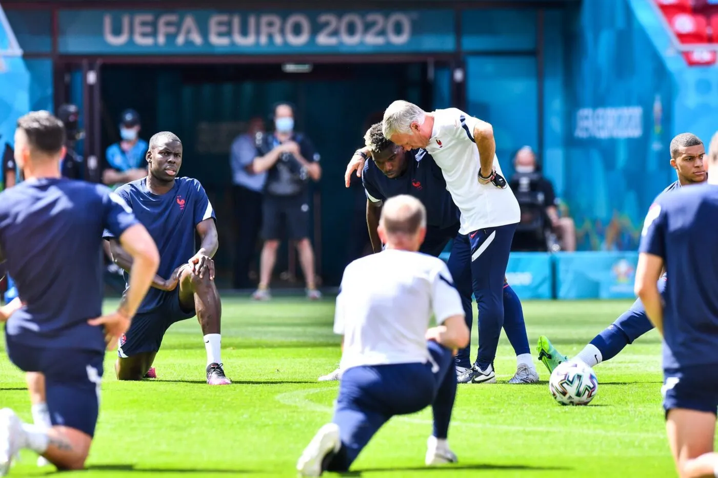 Paul Pogba salue l’attitude de Didier Deschamps pendant sa longue traversée du désert